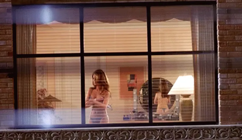 Highly Violent Sci-Fi From the 2000s on Netflix features intense graphics