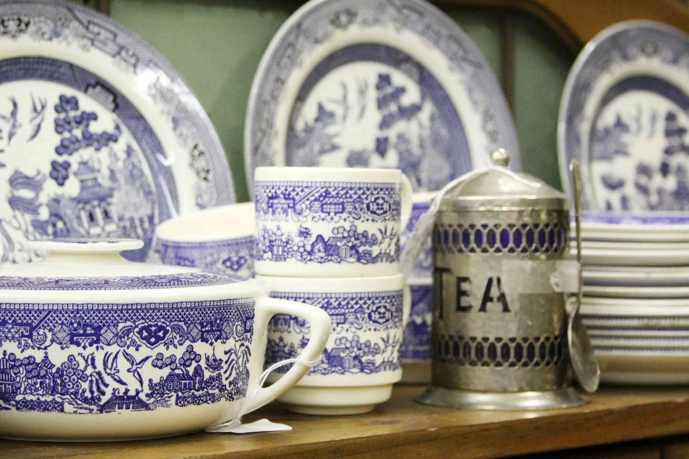 7 Unnoticed Treasures Worth Searching for at the Thrift Store