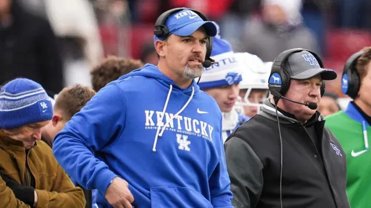 Florida's unexpected choice for defensive coordinator