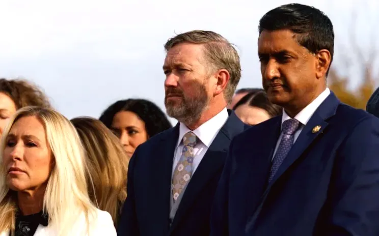 Legislators criticize DOJ for releasing Epstein files