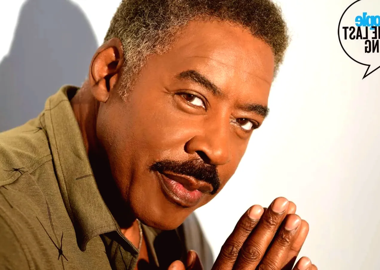Ernie Hudson shares that he recently watched "Ghostbusters" with his great-grandkids and still sings the song