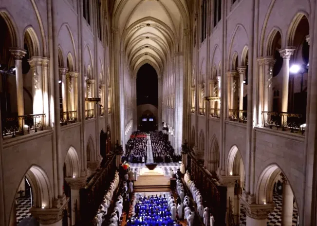 11 million visitors to Notre-Dame in the year following the devastating fire