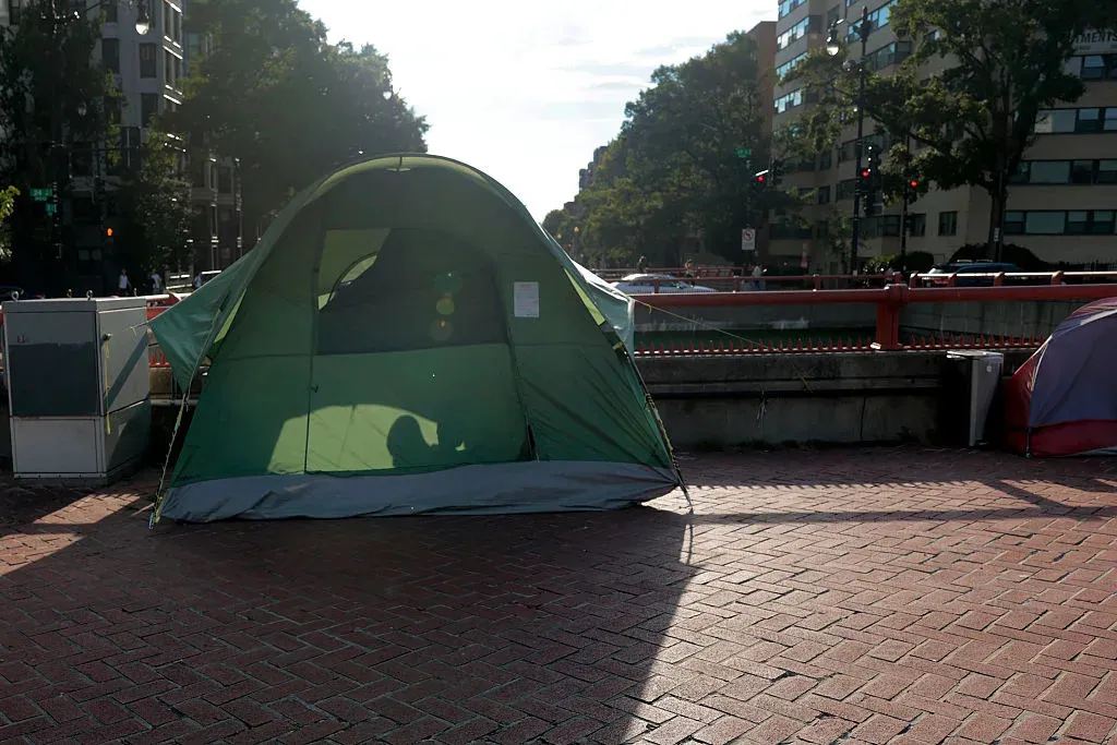 New federal rules could benefit states with tougher approaches as homelessness increases.