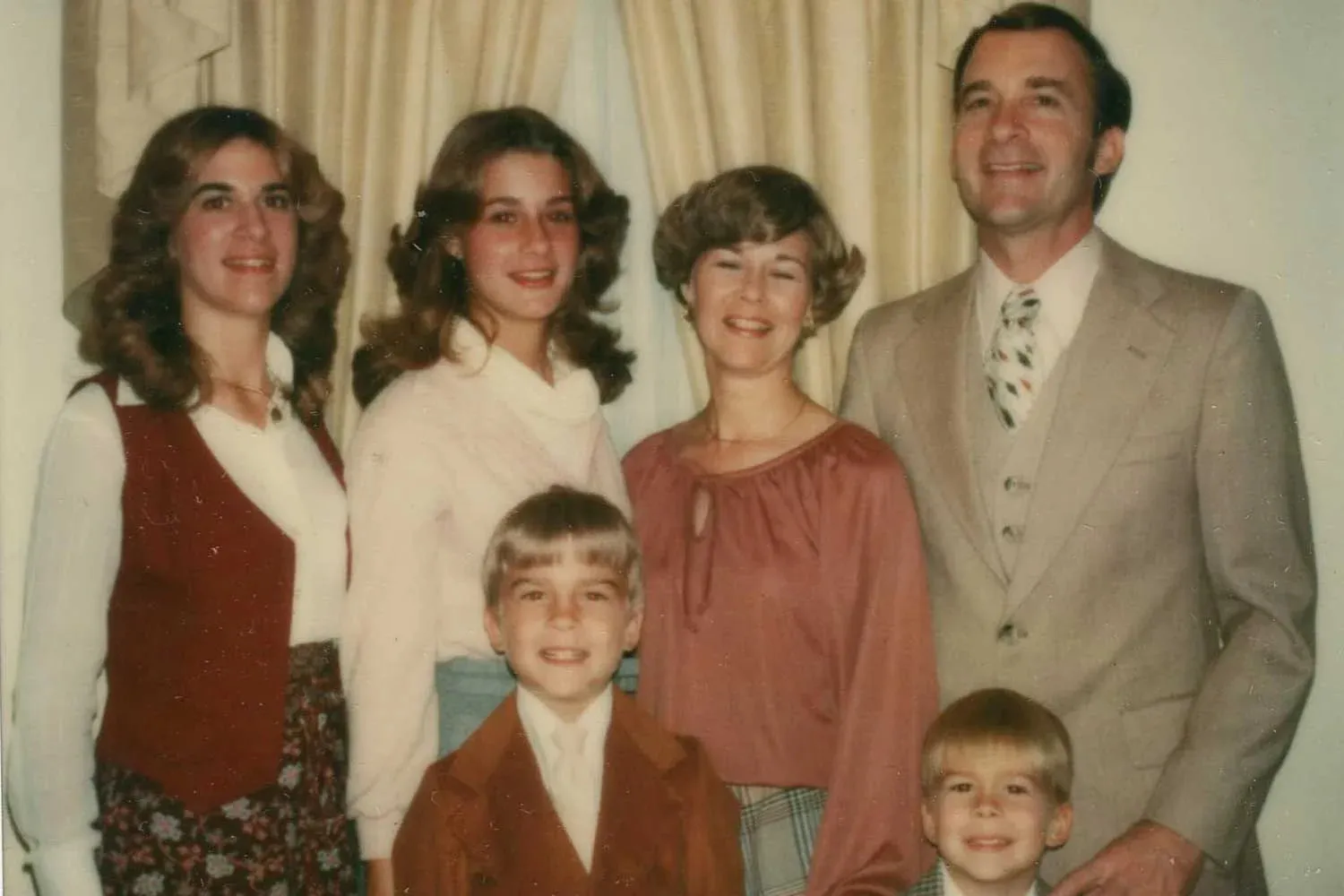 Melinda French Gates Shares Old Family Picture While Expressing Gratitude for Thanksgiving