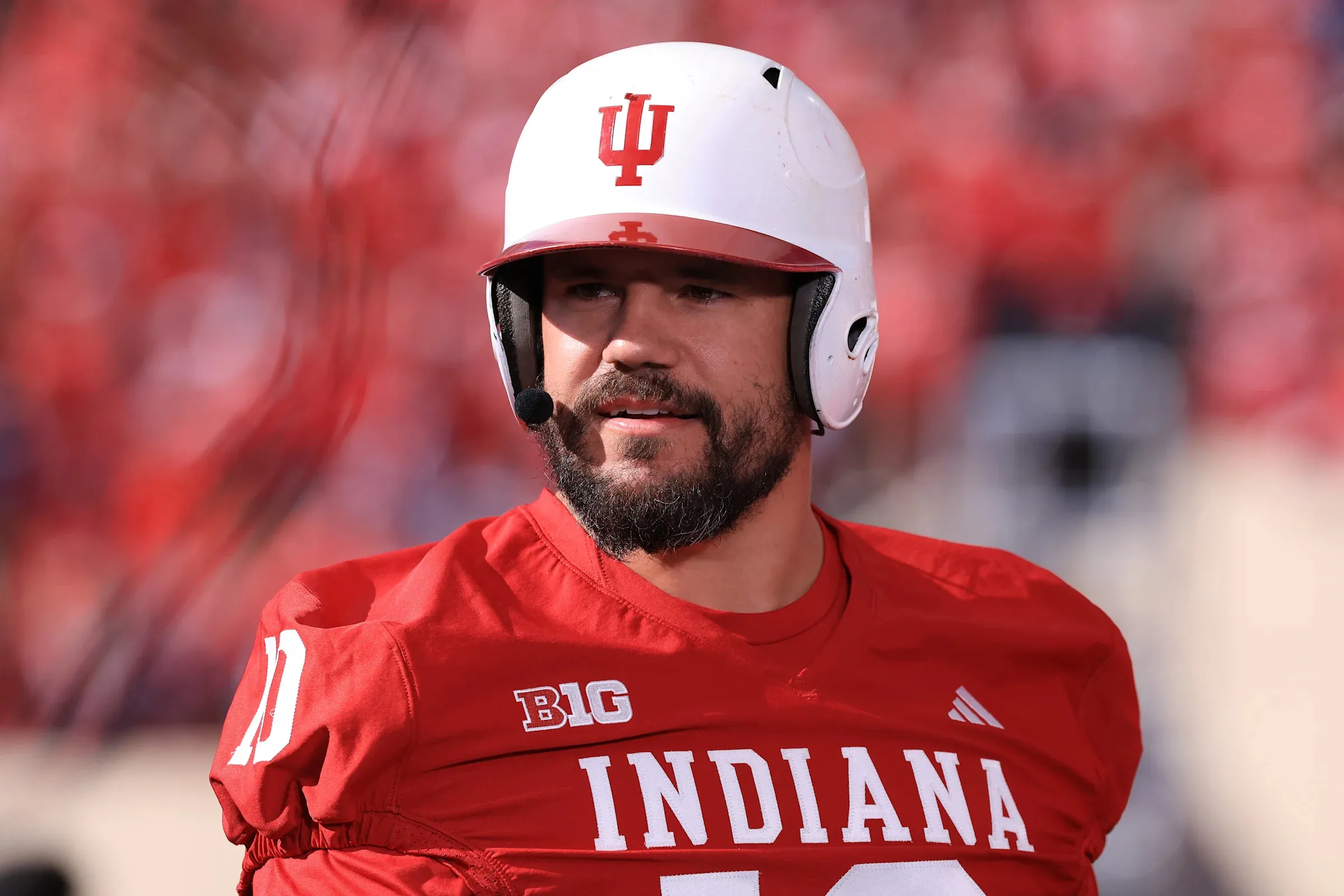 The reason behind the madness: why the Reds are still interested in Kyle Schwarber