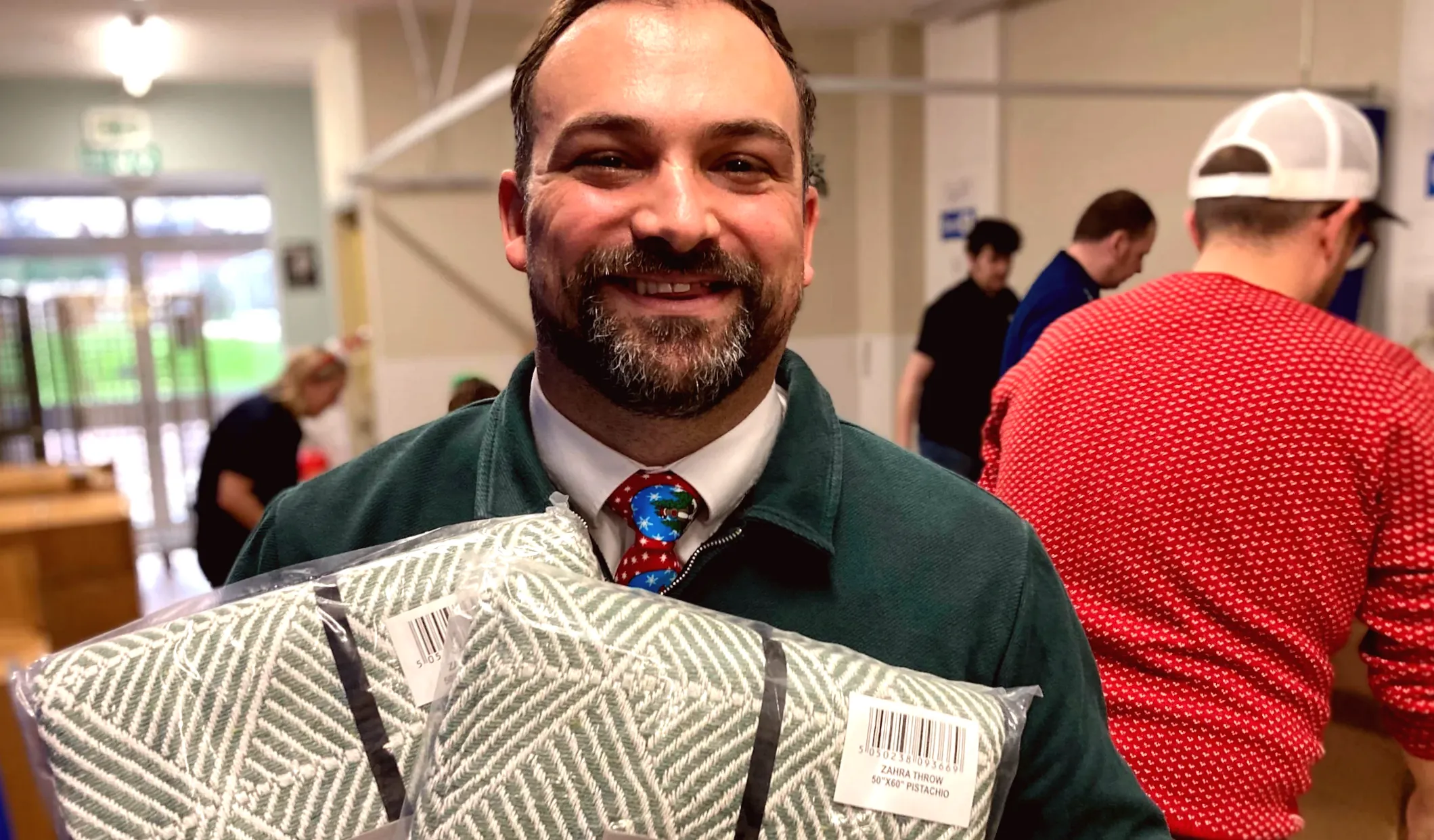 Volunteers distribute hundreds of gifts in hospitals