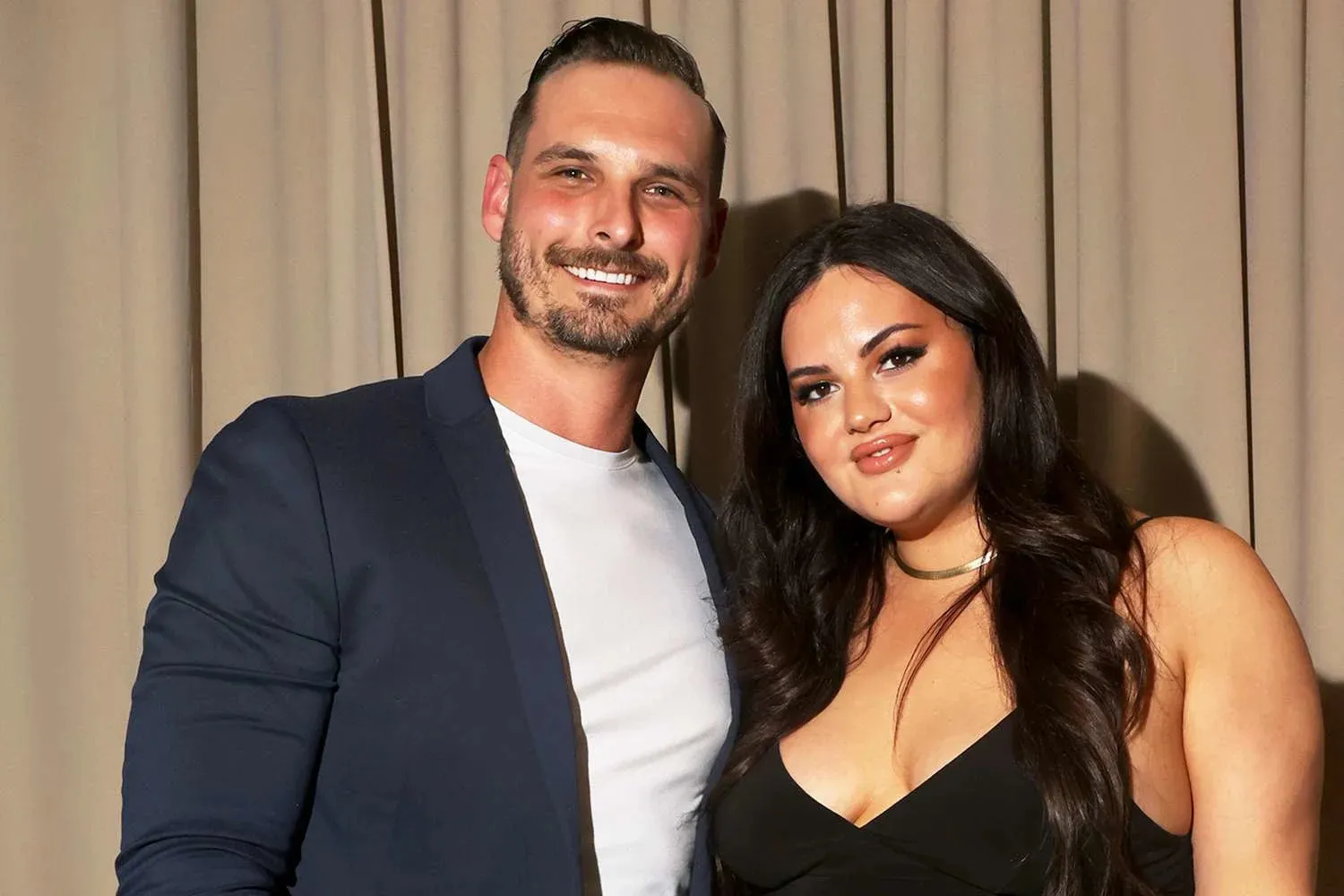 "Reason for Shocking Split from Alexa Revealed in Divorce Filing of "Love Is Blind" Star Brennon Lemieux"