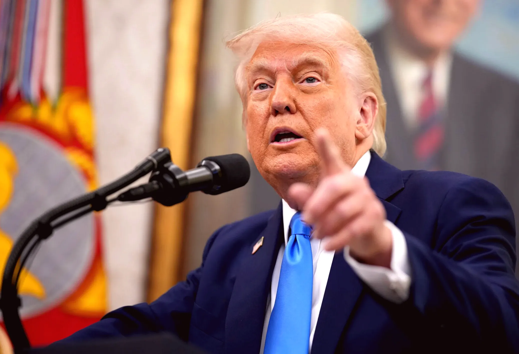 What are Trump's comments on pursuing a third term?