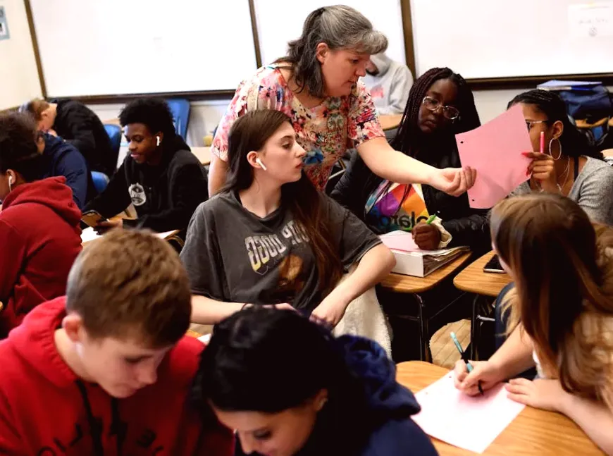 Gender Differences in Problem-Solving Abilities Lead to Varied Long-Term Results