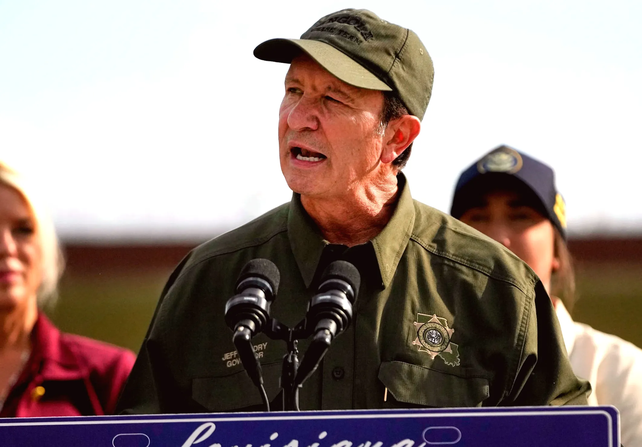 Trump gives green light for 350 National Guard members to be deployed to New Orleans