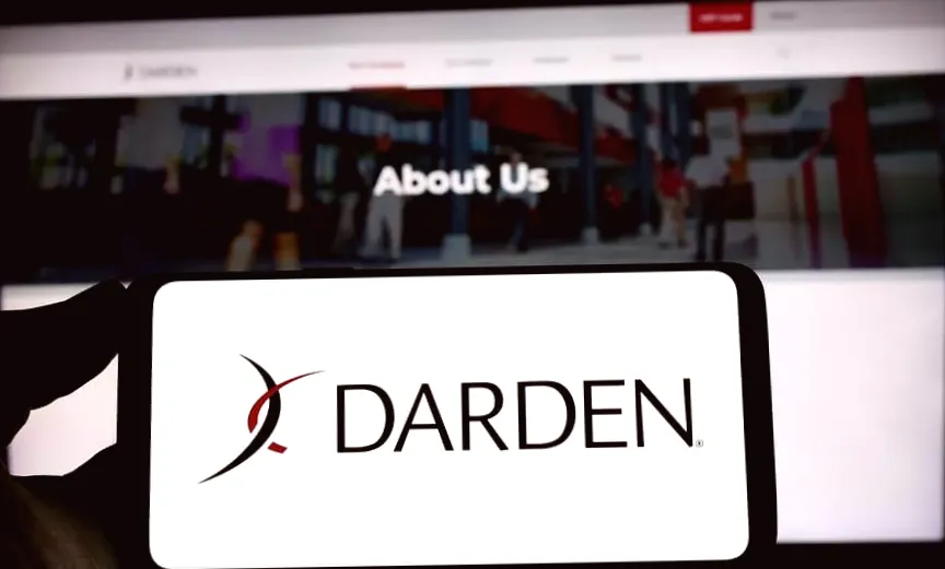 Is the Darden Restaurants Stock Performing Below the S&P 500?