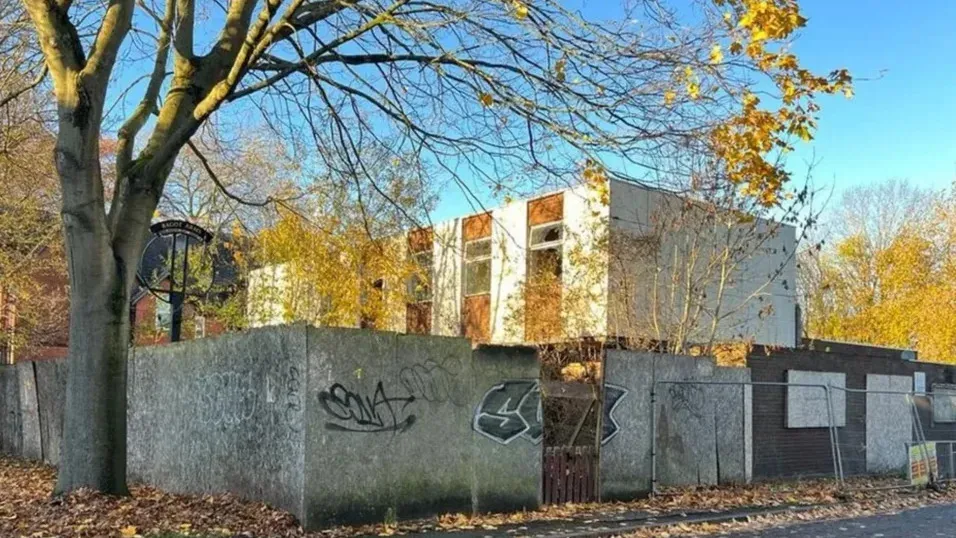 Council to purchase run-down pub for affordable housing