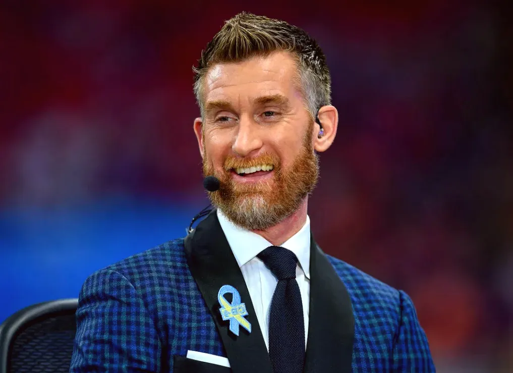 ESPN Reporter Criticized for 'Embarrassing' Question to Lane Kiffin