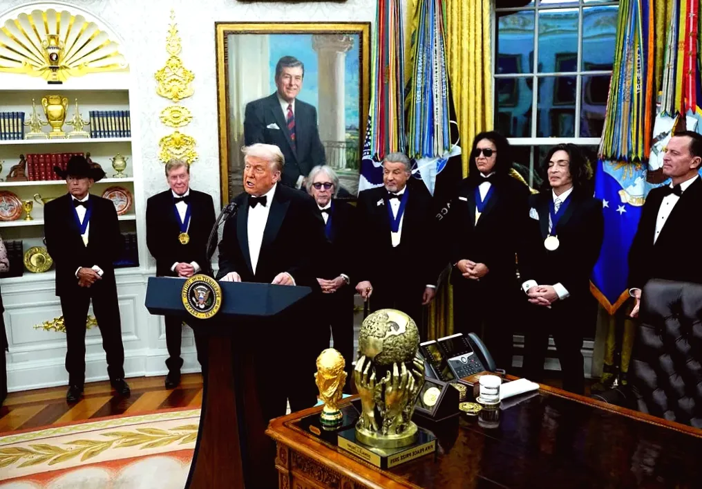 Trump brags about Kennedy Center hosting gig, takes swipe at Jimmy Kimmel: 'I'm sure they'll praise me'