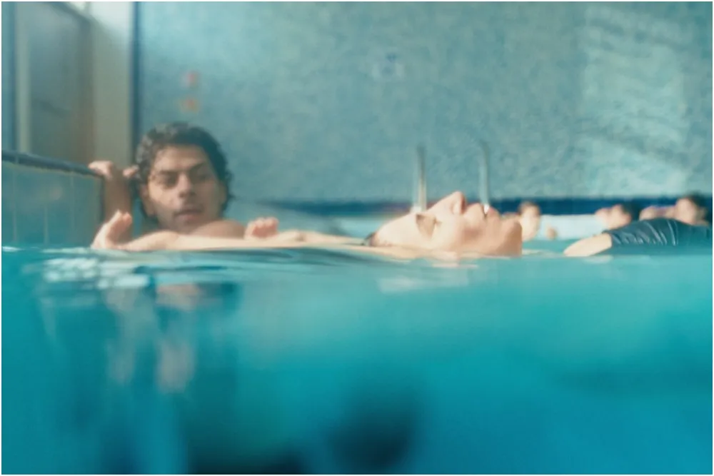 Exclusive: Director Discusses Mental Health, Motherhood, and Defying Western Tropes in Trailer Debut of Red Sea Competition Film 'Sink'