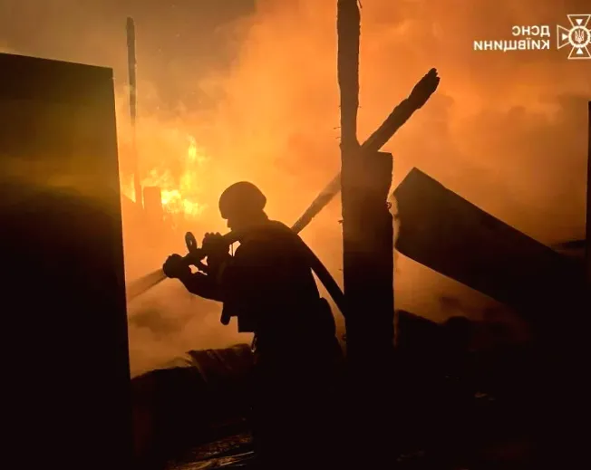 Russian attacks on Ukraine lead to disruptions in heating and water supply