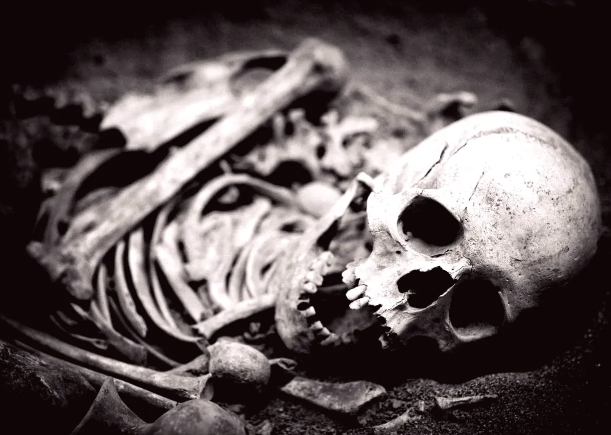 Archaeologists Discover 6,000-Year-Old Ancestors of Modern Humans who are Now Extinct.