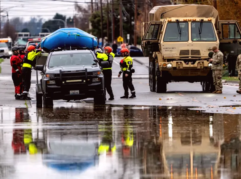 Residents of the Pacific Northwest on high alert as Arctic air moves south following severe flooding
