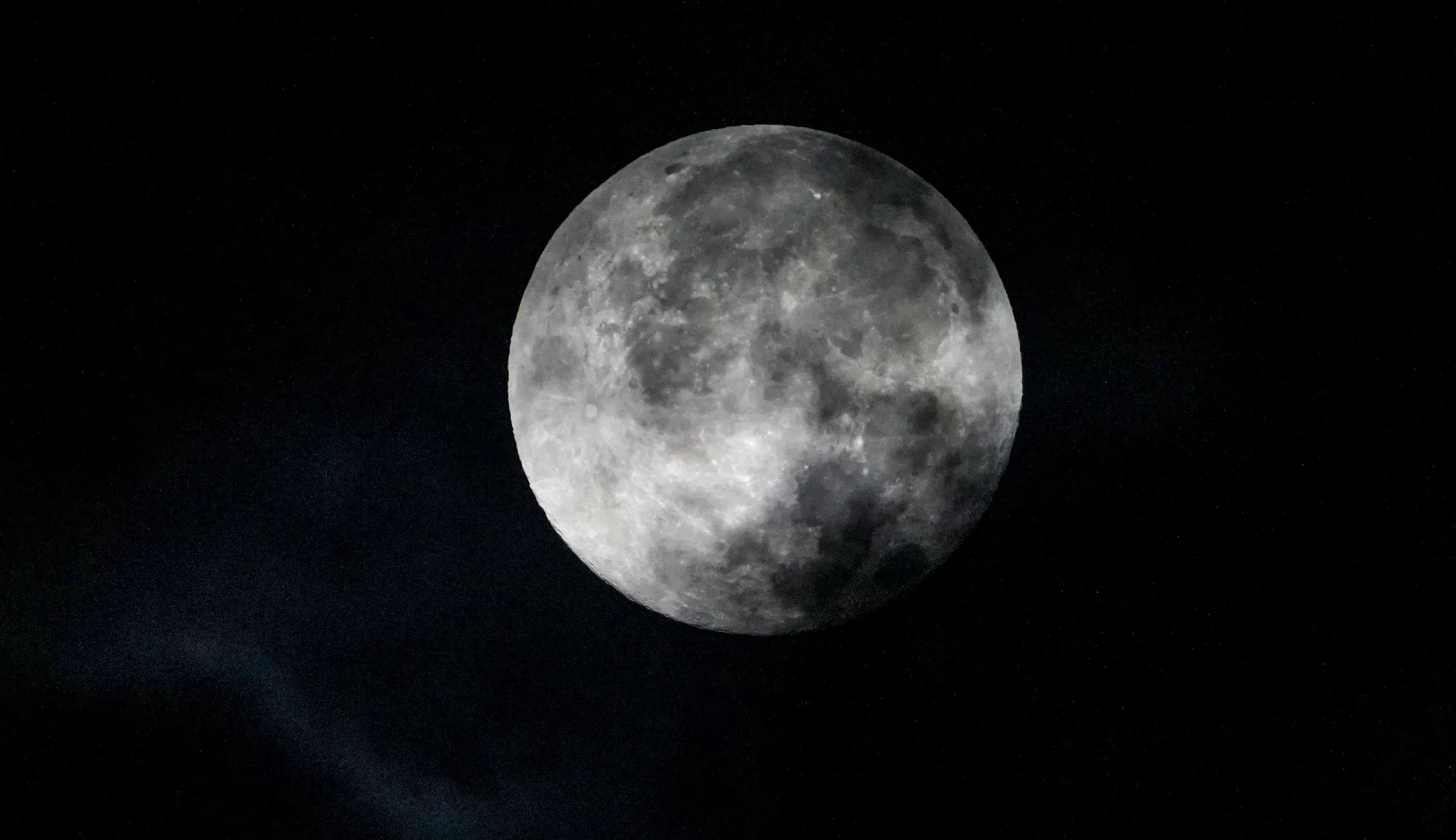 When will the December supermoon occur in 2025?