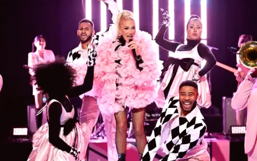 Gwen Stefani aims to transport fans to the past with No Doubt Sphere shows