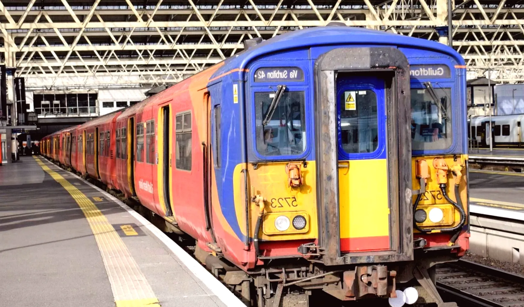 Train's final tour completely sold out within 15 seconds