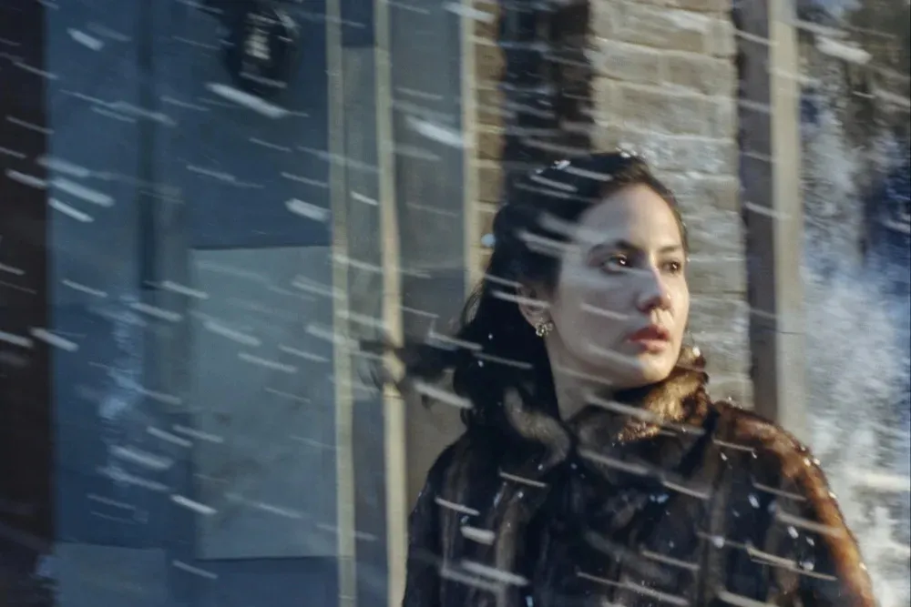 Oscar-Winning Designer Paul Tazewell Joins Indonesian Biopic 'Rose Pandanwangi'