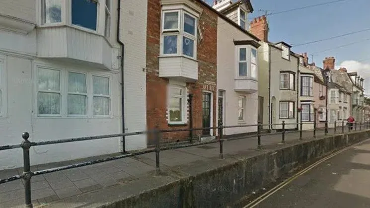 Woman perishes in house fire in the early hours of the morning