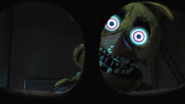 Review of Five Nights At Freddy's 2: Scott Cawthon's Complex Storyline is the Sequel's Most Frightening Villain