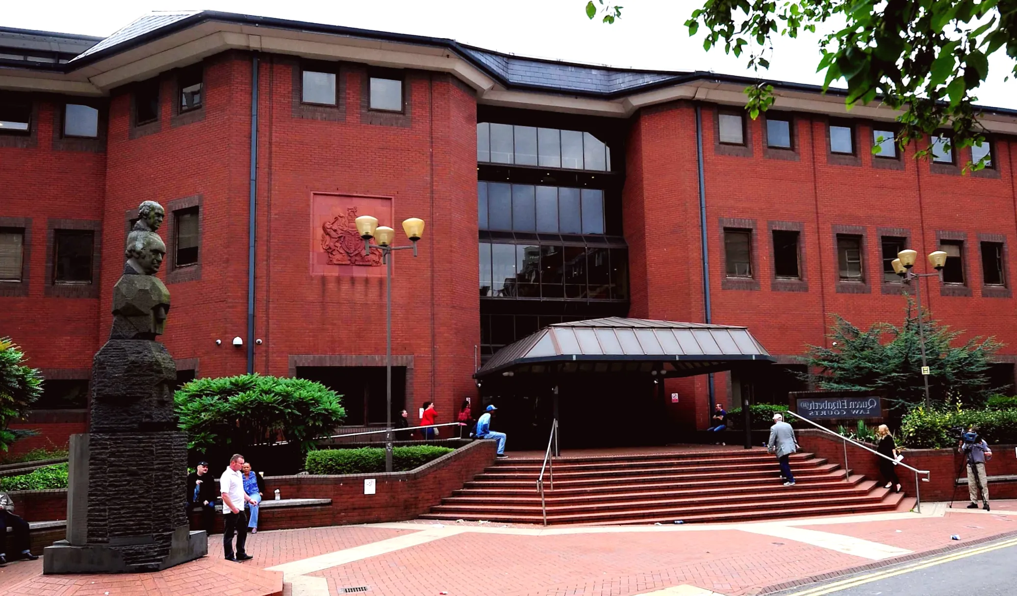 Man who lured teen on flat-sharing app and raped her sentenced to jail