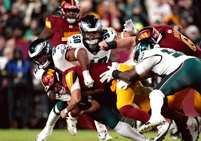 Commanders Quarterback Marcus Mariota Exits Eagles Game Due to Right Hand Injury