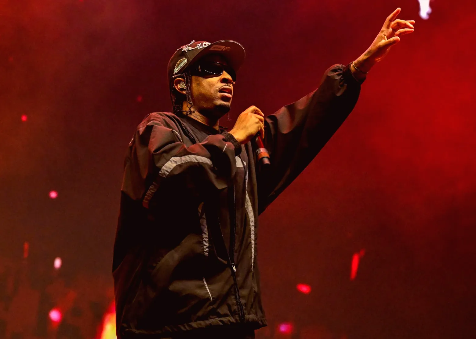 21 Savage Urges Young Thug & Gunna to Stop Feud: ‘Forget the Streets’