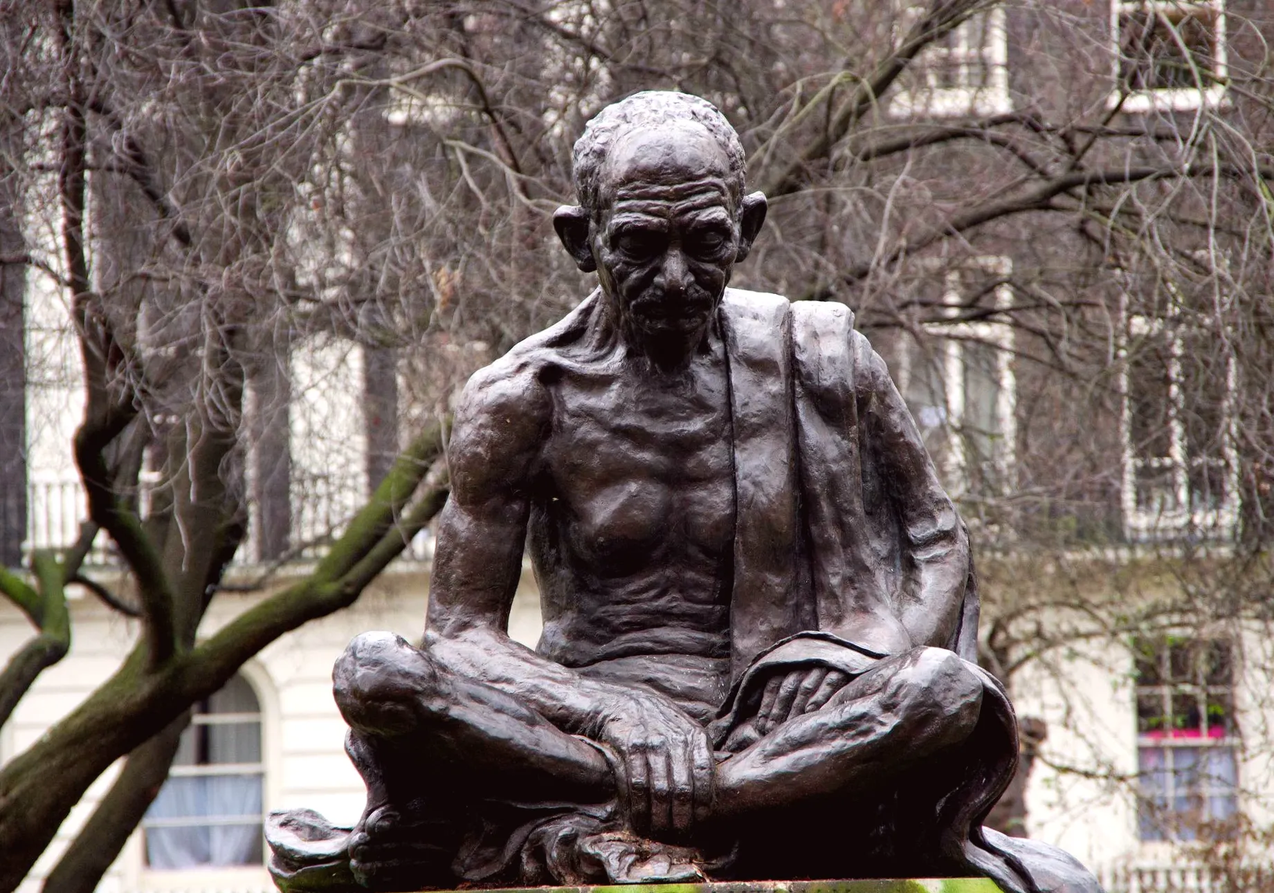 Gandhi's London statue model to be auctioned