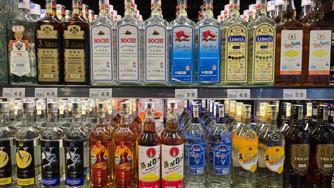 Intoxicated Raccoon Discovered in Liquor Store Amuses Onlookers