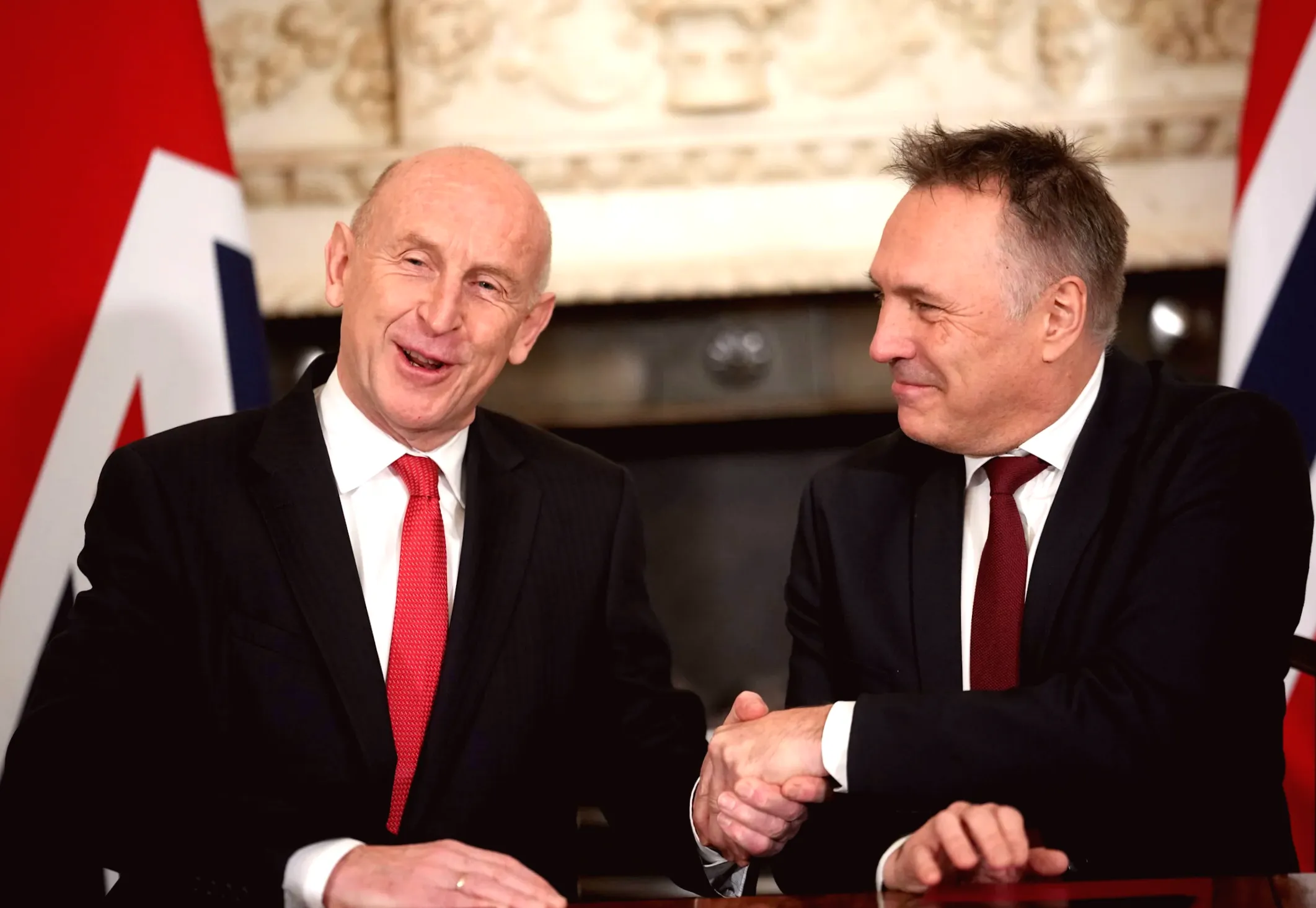 U.K. and Norway agree to collaborate in tracking Russian submarines in North Atlantic