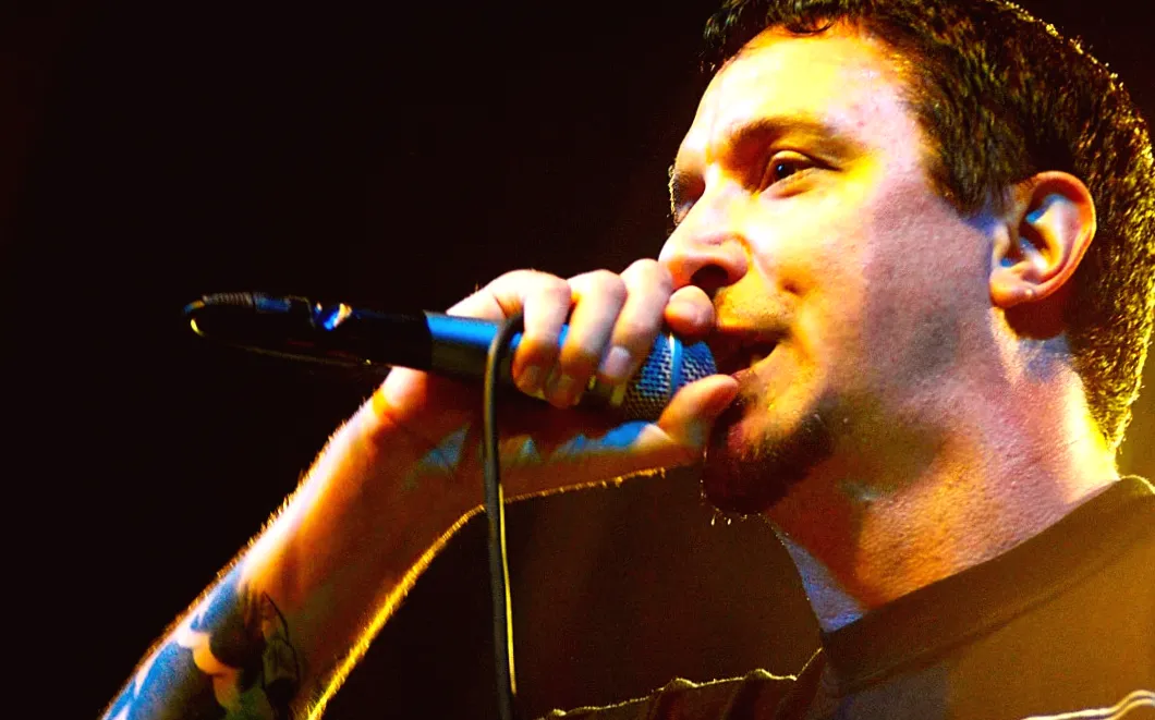 90s Rock Star with Cancer Shares Message with Fans: 'I'm at a Standstill'