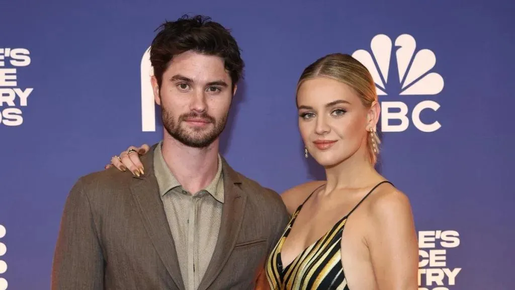 Kelsea Ballerini's Friends Wish for Chase Stokes Breakup to Be Permanent, Says Source