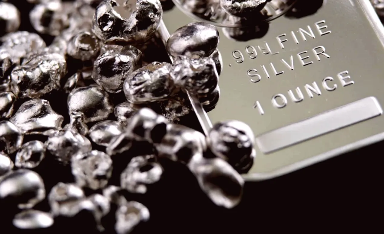 3 Exchange-Traded Funds with Silver Investments Benefiting from the Artificial Intelligence Trend and Generating Impressive Profits