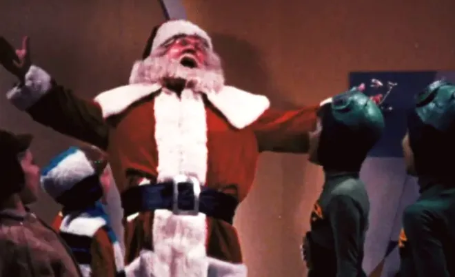 One of the top "guilty pleasure" holiday movies is available to stream for free on Tubi