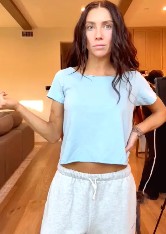 'DWTS' Star Jenna Johnson Stuns in Sexy Black Outfit Following Dramatic On-Camera Makeover