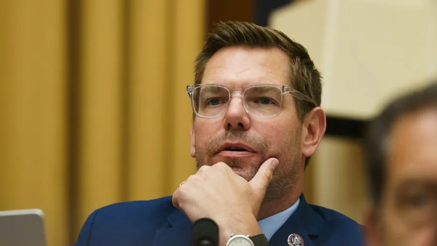 Poll shows Swalwell and Porter as top Democratic candidates for California governor