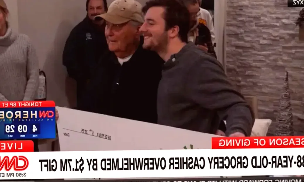 88-Year-Old Army Veteran Can Now Retire Thanks to Influencer's Generous Gift