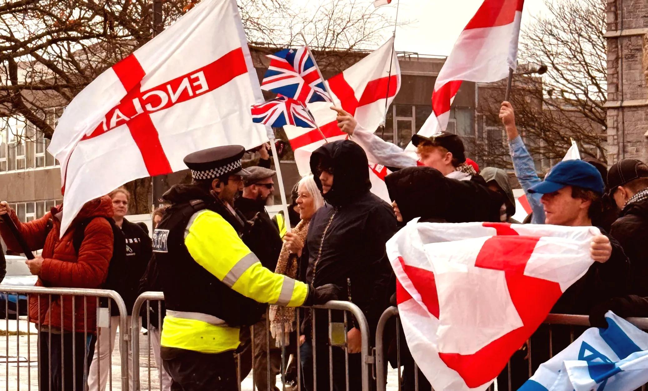 City Centre Sees Gathering of Hundreds for Rival Protests