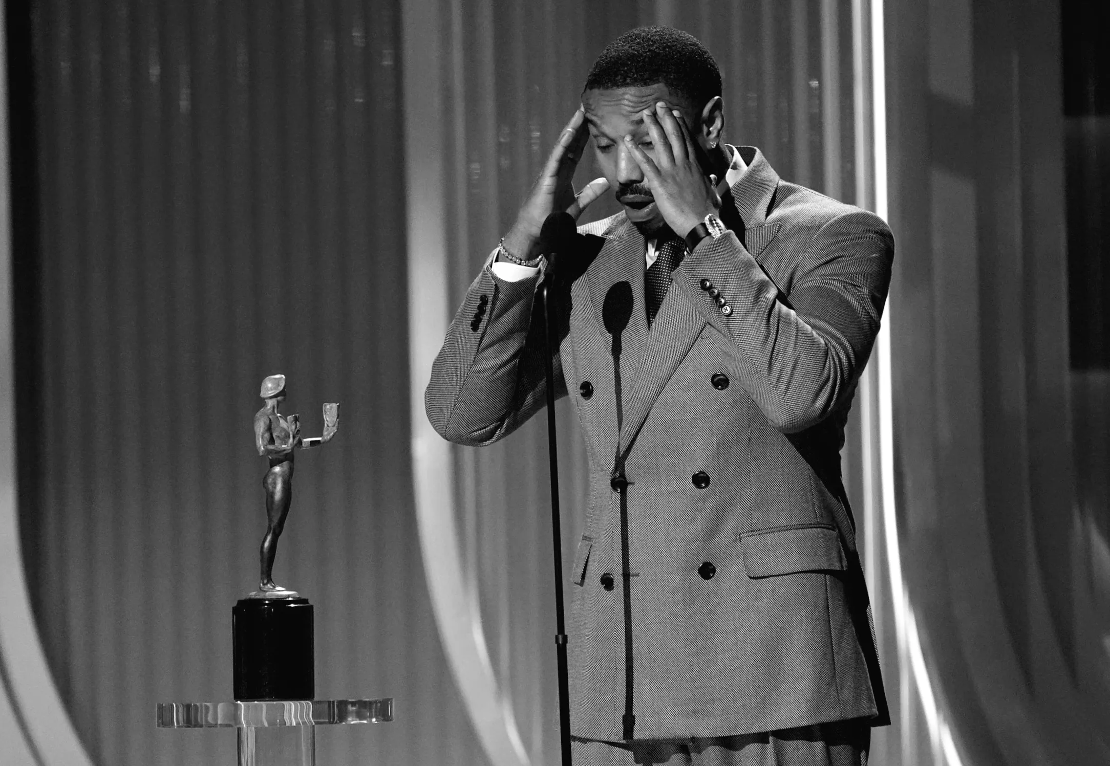 5 unforgettable photos and the stories behind Hollywood's awards season