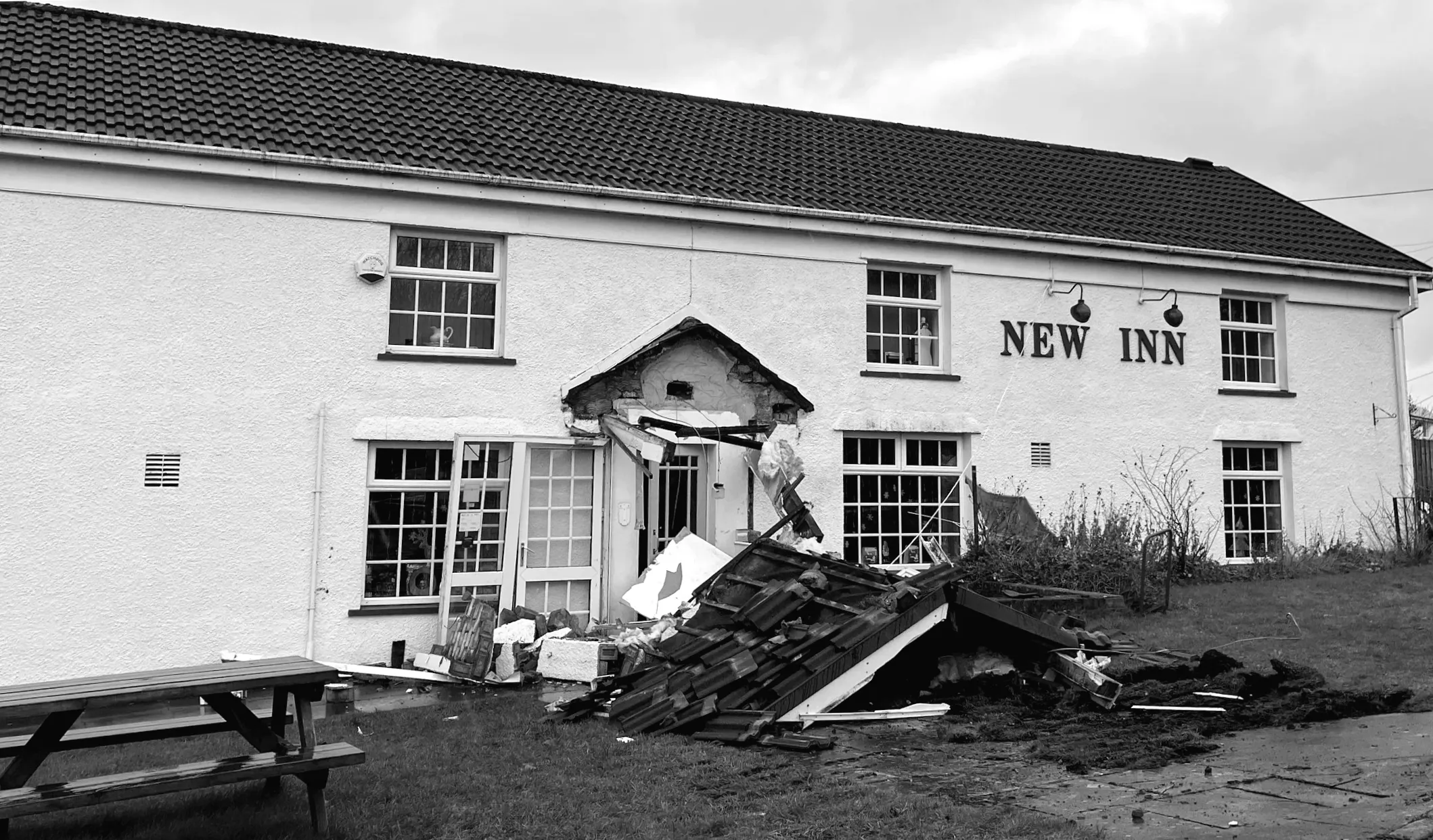 Man confesses to crashing bulldozer into pub