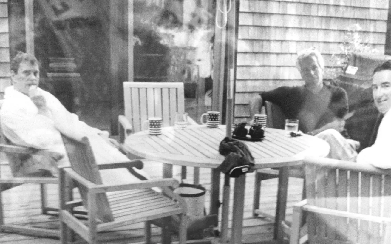 New photo emerges showing Andrew, Mandelson, and Epstein together