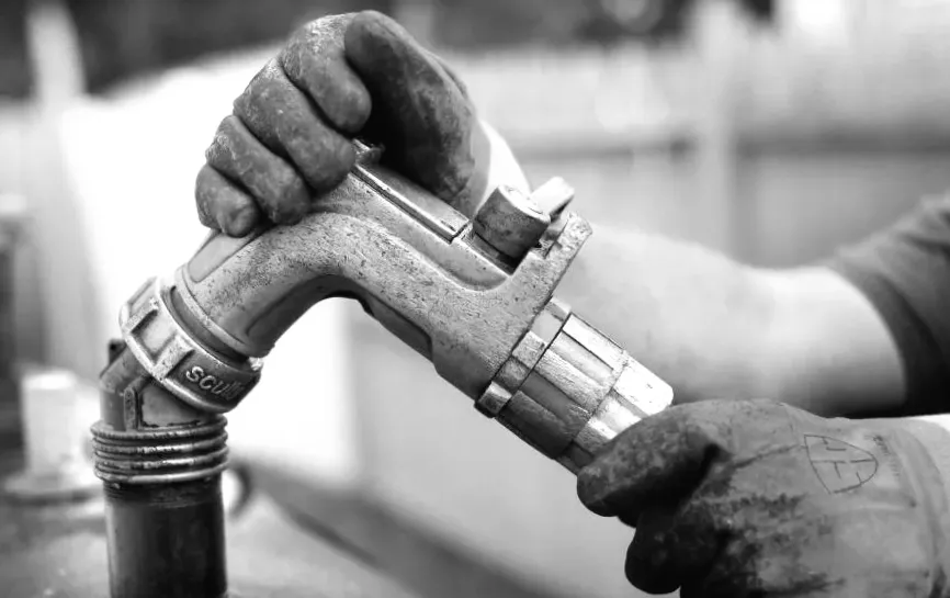 Heating oil prices surge over £100 due to Middle East conflict