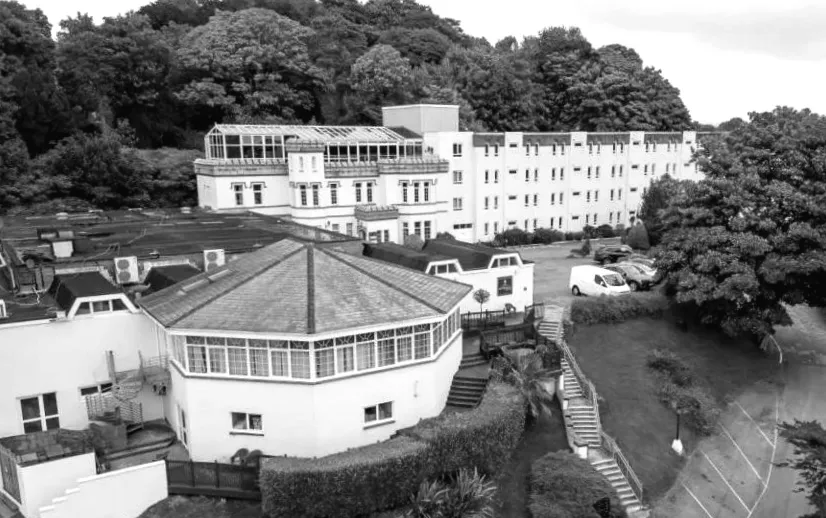 Former asylum housing controversy leads to closure of hotel in city center