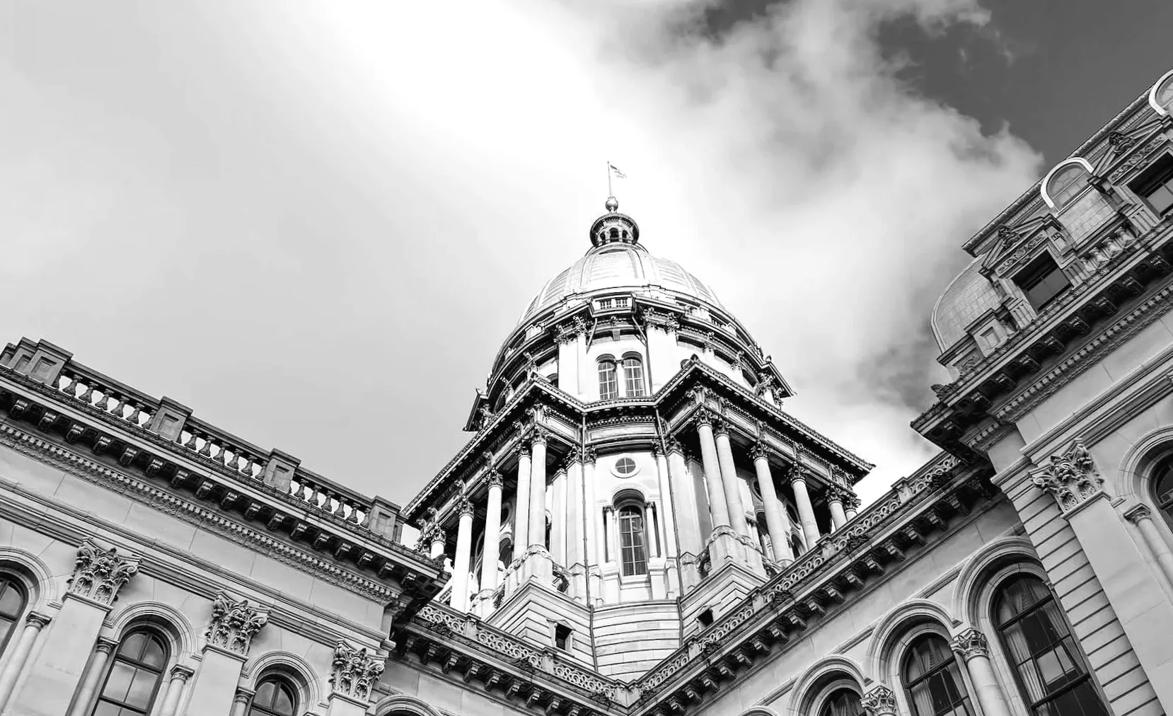 Homeowners concerned over proposed law that may result in widespread bans on solar panels: 'This is absurd'