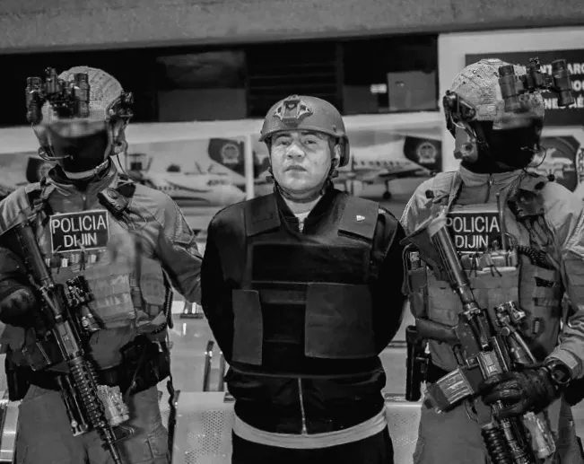 Petro sends drug lord back before White House visit.