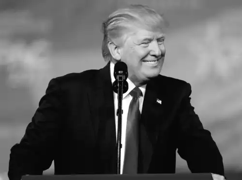 Donald Trump Turns Politics into a Non-Stop Celebrity Spectacle